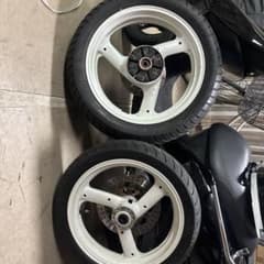 ホワイト XJR400用純正スポークホイールのサムネイル