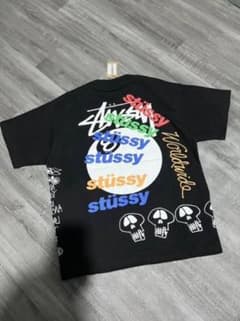 Stussy 8 ボール スカルプリント半袖 T シャツ S サイズのサムネイル
