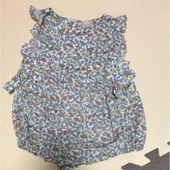 ロンパースのサムネイル