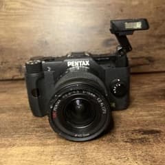 PENTAX Q7