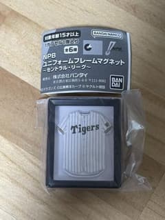 NPB ユニフォームフレームマグネット セリーグ 阪神タイガースのサムネイル