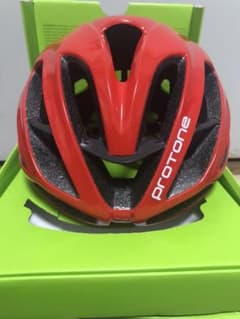 ロードバイクヘルメットのサムネイル