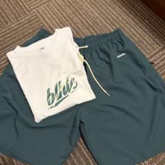 ト*ト様 ballaholic ダークグリーンパンツとホワイトTシャツセットのサムネイル
