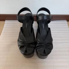 EMODA 厚底サンダル ブラックのサムネイル