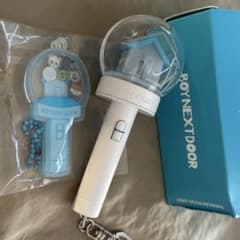 BOYNEXTDOOR ミニペンライト キーホルダーセット - メルカリ