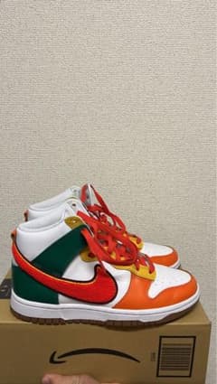 ナイキダンクHIGHレトロのサムネイル