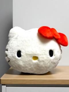 サンリオキャラクターズ　顔デカクッション7 ハローキティ ぬいぐるみ