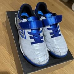 アンブロ UMBROトレーニングシューズ サッカー　18.0cmのサムネイル