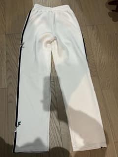 adidasスウェットパンツのサムネイル