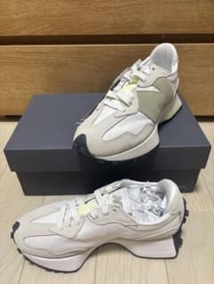 New Balance WS327PS BEIGE 22.5cmのサムネイル