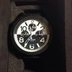 Nixon 時計 腕時計 48-20 白 黒のサムネイル