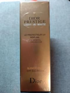 【未使用品】Dior ディオール プレステージのサムネイル