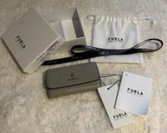 【美品】未使用保管品　フルラ　FURLA　4連キーケースのサムネイル