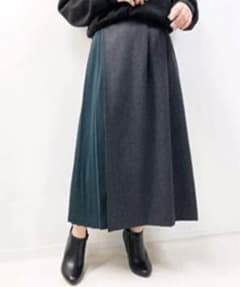 プリーツロングスカートのサムネイル