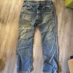 ストレートデニム ダメージ加工のサムネイル
