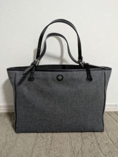 ♡Tory Burch♡トリーバーチ　ロゴトートバッグ　フェルトのサムネイル