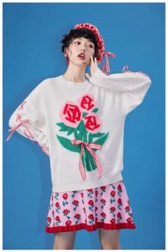 tntntutu テンテンツツ ローズモチーフ ニットセーターのサムネイル