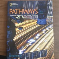 Pathways：Listening Speaking and Criticalのサムネイル