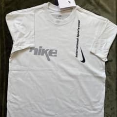 【新品未使用】NIKE ナイキ Nike 白Tのサムネイル