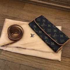 ヴィトンポシェットのサムネイル