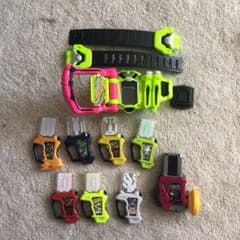 仮面ライダービルドのサムネイル
