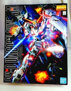 組立済み【バンダイ】［MG］RX-0 ユニコーンガンダム 1/100スケールのサムネイル