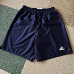 adidas ネイビー ハーフパンツのサムネイル