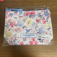 【新品未使用】シンガポール航空のフローラルジッパーポーチのサムネイル
