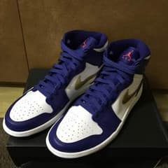 NIKE AIR JORDAN 1 RETRO HIGHのサムネイル