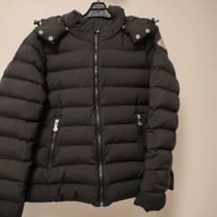 PYRENEX ブラックダウンジャケット 38、国内正規品 - メルカリ