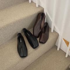 lawgy パンプス バレエシューズ 靴 フラット スクエア レザー Vカットのサムネイル