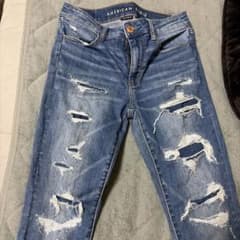 AMERICAN EAGLE スキニーデニム ダメージ加工のサムネイル