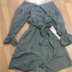 ☆なおちゃ様専用☆【新品】ワンピースのサムネイル