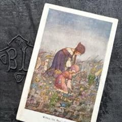 *アンティークポストカード　春の妖精のような可愛い少女 アンティークポストカードPC407☘️ H.Miller 少女と花の妖精たち