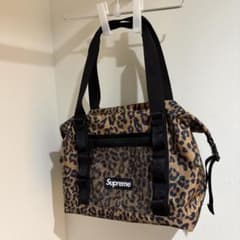 SUPREME Zip Tote 25L レオパード バッグ - メルカリ