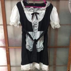 メイド服　コスプレのサムネイル