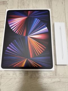 Apple iPad Pro 第5世代 12.9インチスペースグレイ　128GBのサムネイル