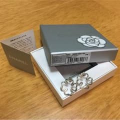 正規品 シャネル シルバーピアス クローバーのサムネイル