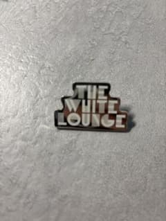 ミセス　THE WHITE LOUNGE ピンバッジのサムネイル