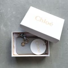 クロエ “alphabet”パース フラグメントケース - メルカリ