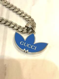 GUCCI adidas コラボ　ユニセックスのサムネイル
