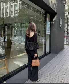 ENEU バックオープンカットソーのサムネイル