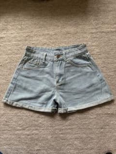 ハイウエスト ショートパンツ Mのサムネイル