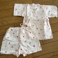 いちご柄 甚平 70cm 子供服のサムネイル