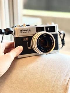 オールドカメラ　ミノルタ　MINOLTA HI-MATIC Eのサムネイル