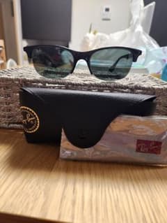 Ray-Ban サングラス ブラックフレームのサムネイル