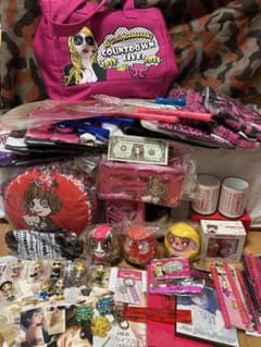 【お値下げしました】浜崎あゆみグッズ豪華68点セット♡バラ売り不可 お値下げしました】浜崎あゆみグッズ豪華68点セット♡バラ売り不可