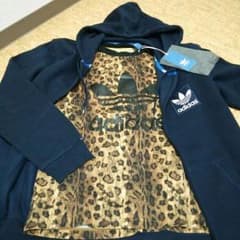 ☆新品未使用ジップパーカと豹柄teeのサムネイル