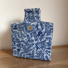 有田焼 三洋陶器 龍峰窯 染付萩唐草鳥文 角型花瓶 花器 青鳥