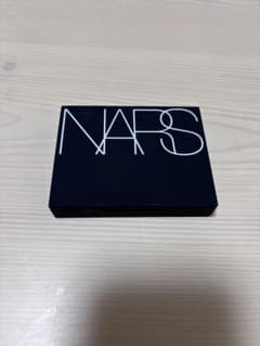 NARS ライトリフレクティング プリズマティックパウダー 04852のサムネイル